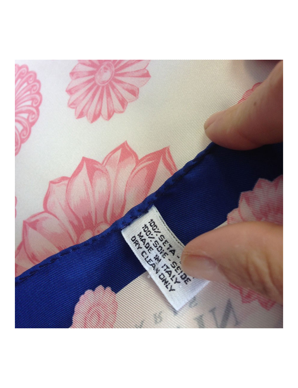 Foulard LANVIN en soie rose et bleu