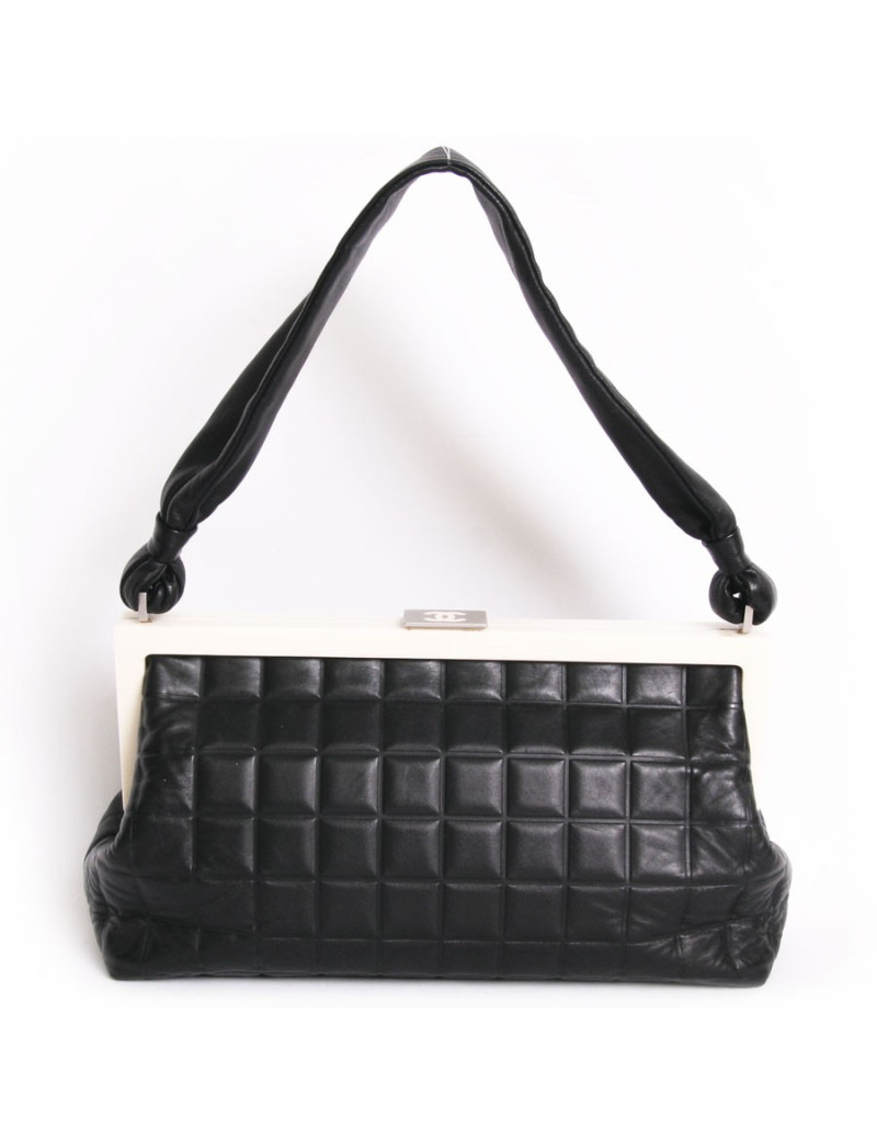 Sac CHANEL cuir matelassé noir et plexi beige