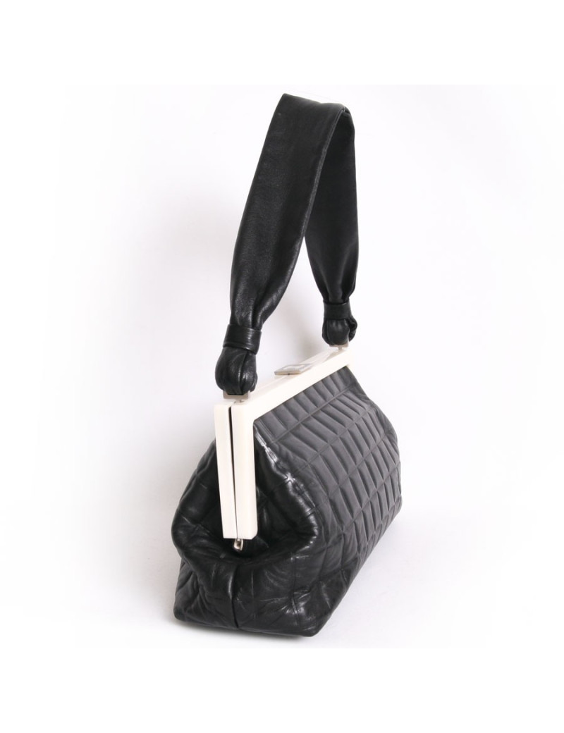 Sac CHANEL cuir matelassé noir et plexi beige