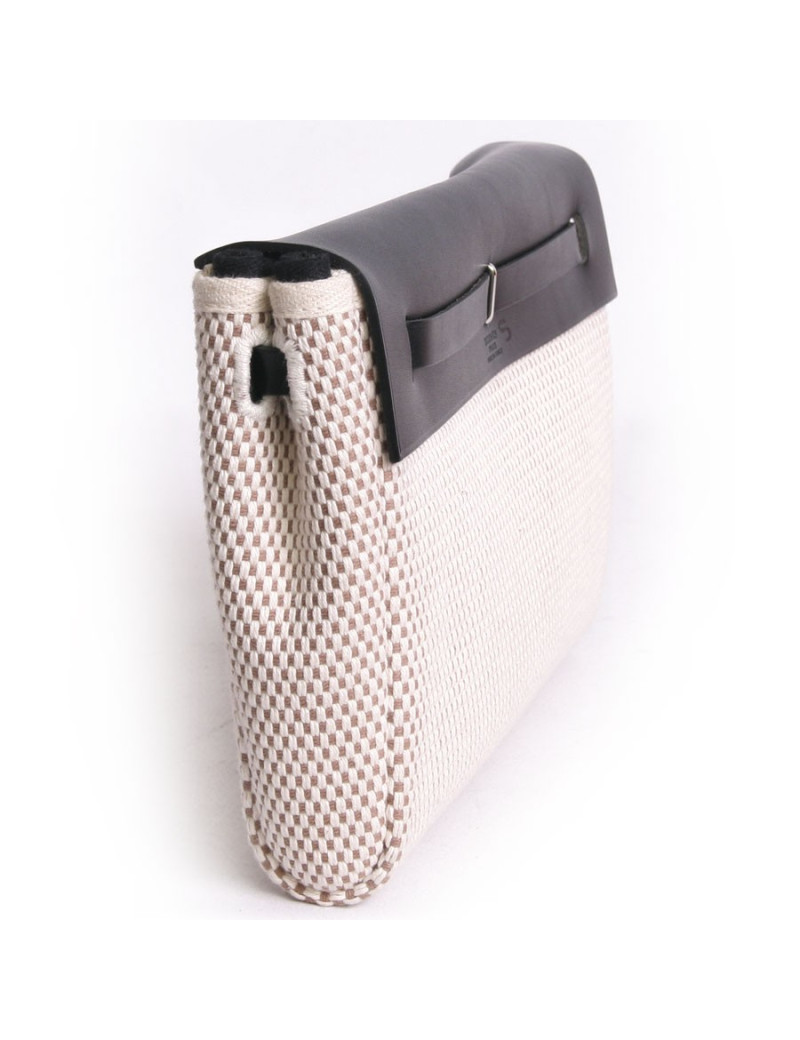 Pochette HERMES en toile tressée écrue