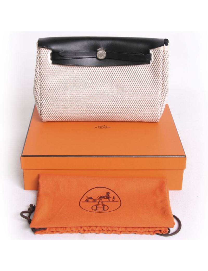 Pochette HERMES en toile tressée écrue