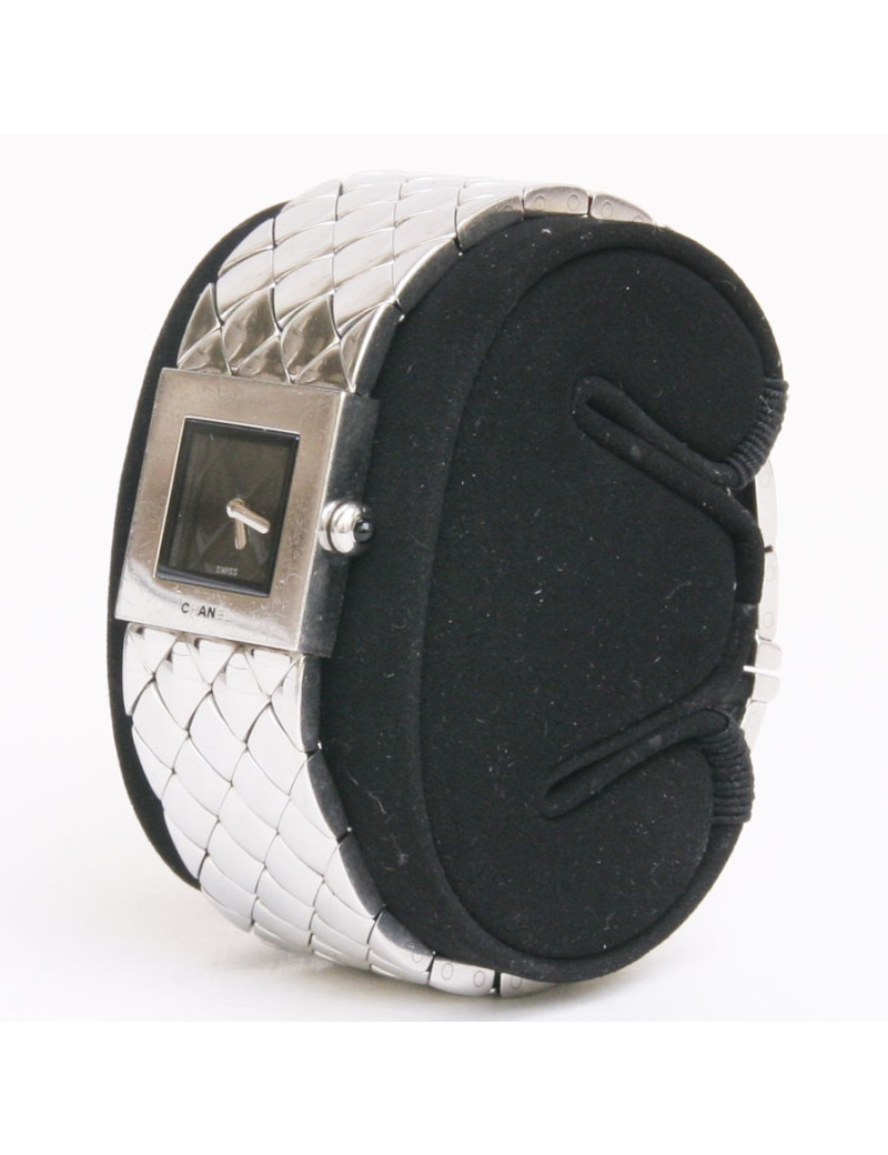 Montre CHANEL en acier 