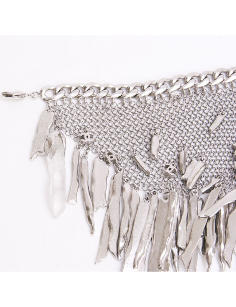 Bracelet  côte de maille CHANEL en métal argenté et cristal de roche