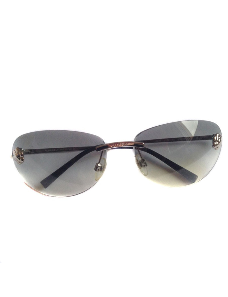 Lunettes de soleil CHANEL verres gris dégradé