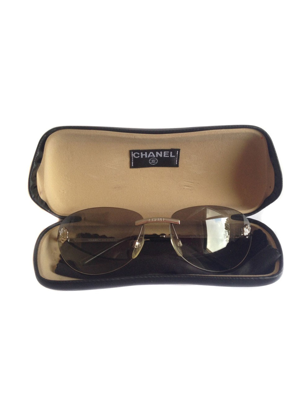 Lunettes de soleil CHANEL verres gris dégradé