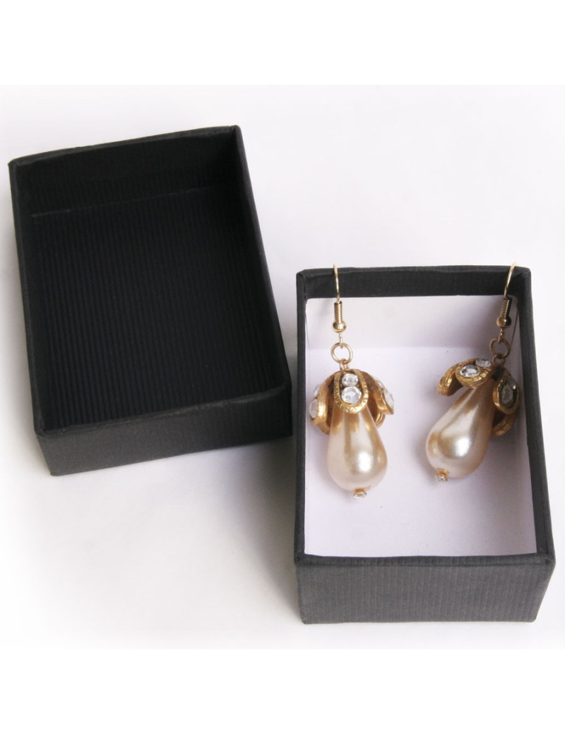 Clous d'oreille MARGUERITE DE VALOIS perle ovale