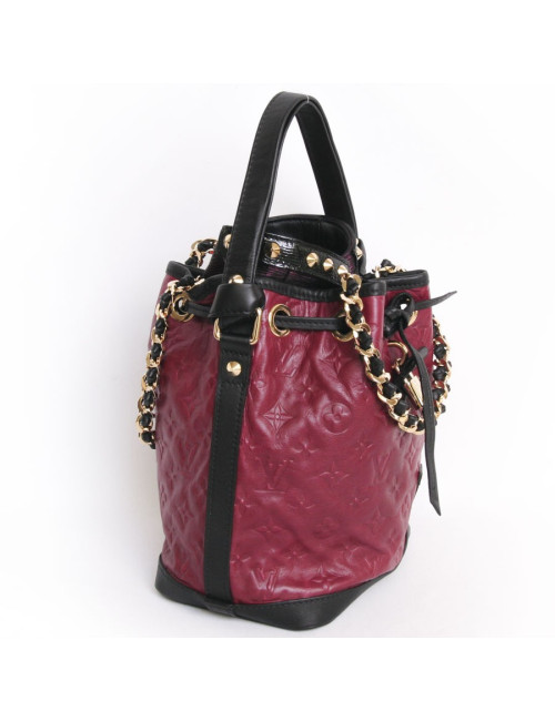 Sac "Néo Noé" LOUIS VUITTON cuir embossé monogram framboise