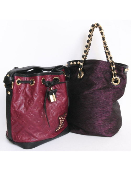 Sac "Néo Noé" LOUIS VUITTON cuir embossé monogram framboise