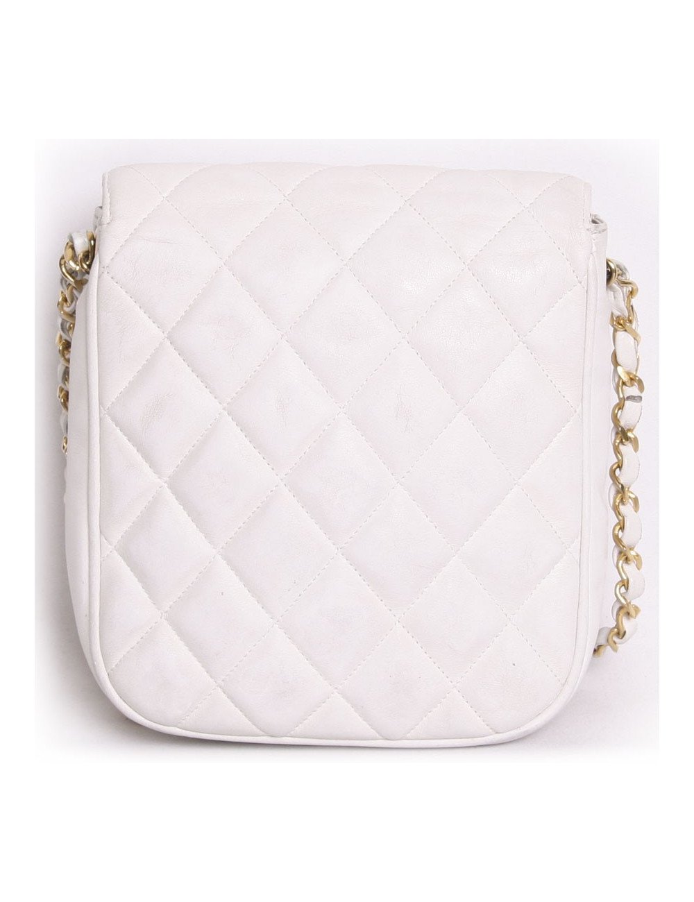 White vintage CHANEL quilted leather bag