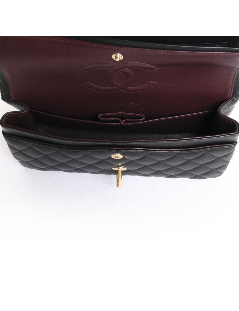 sac Timeless CHANEL cuir d'agneau lisse matelassé 