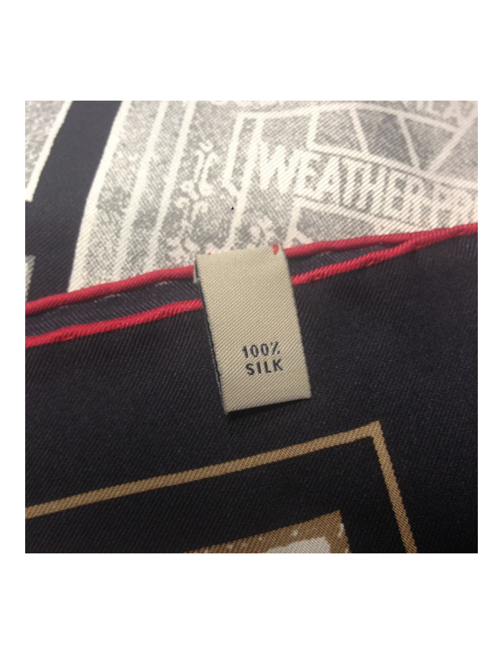 Foulard BURBERRY noir en soie