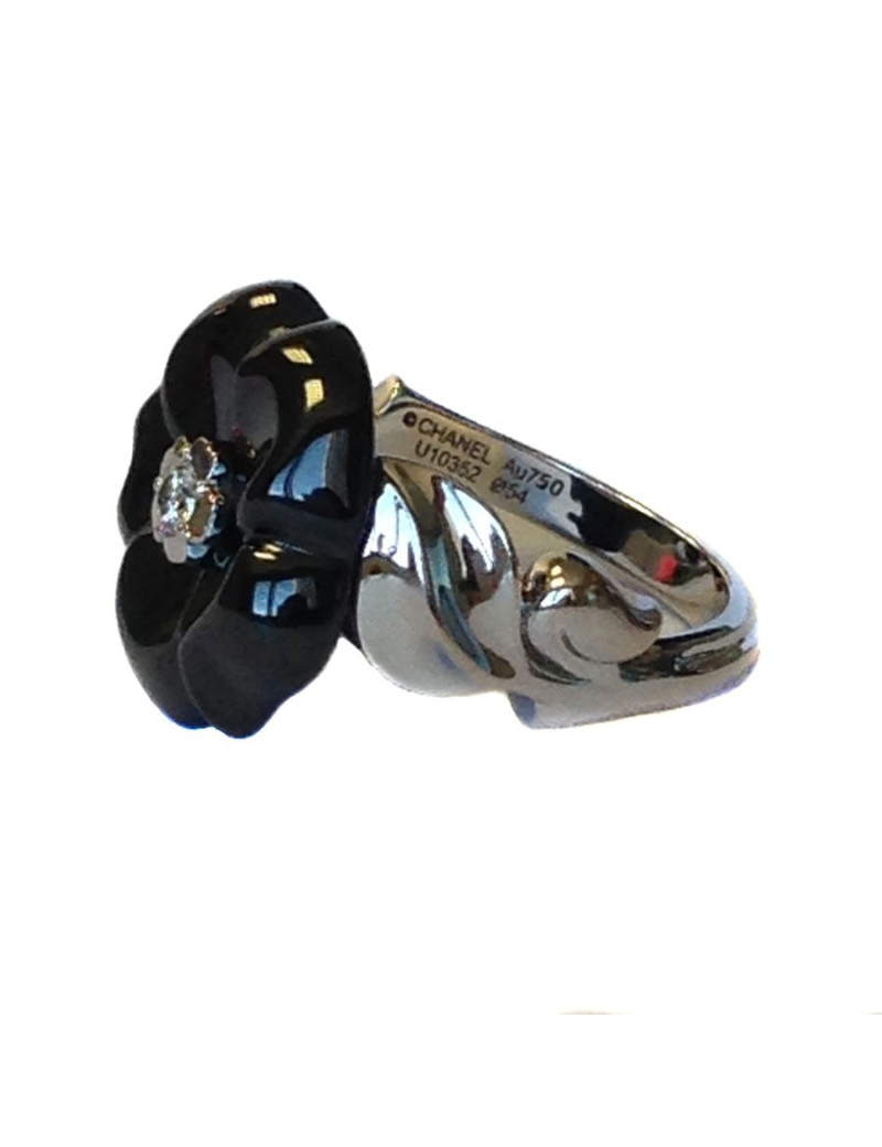 Bague CHANEL camélia diamant céramique et or blanc T54