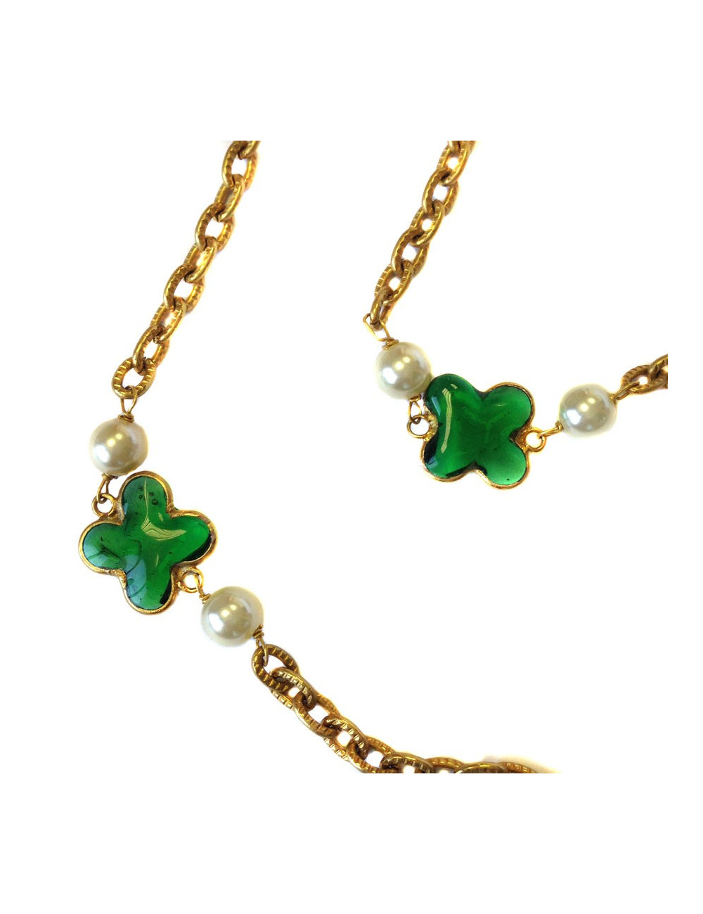 MARGUERITE of VALOIS clover necklace, chain in aged gold metal, glass Emerald and Pearl Pearl