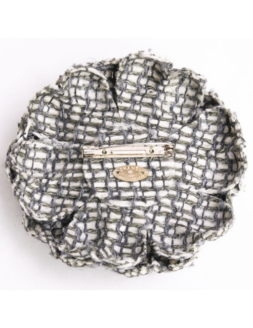 Broche CHANEL en cuir cuivré et tweed 