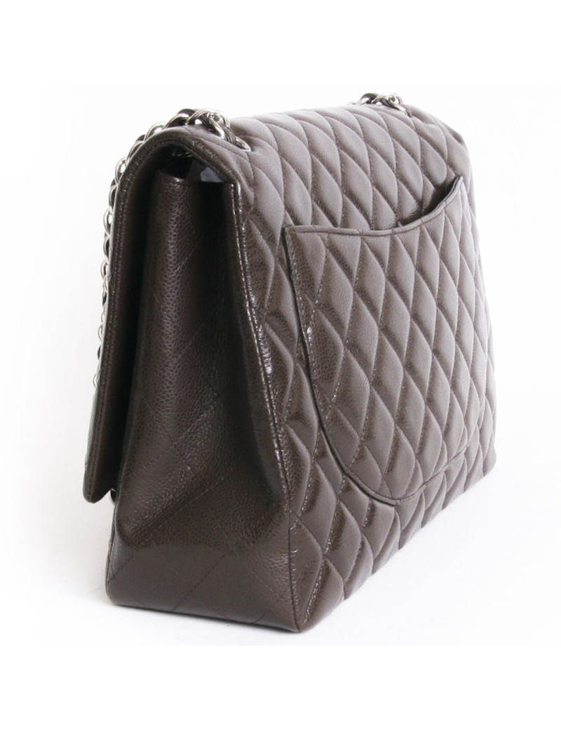 Sac jumbo CHANEL cuir caviar marron 