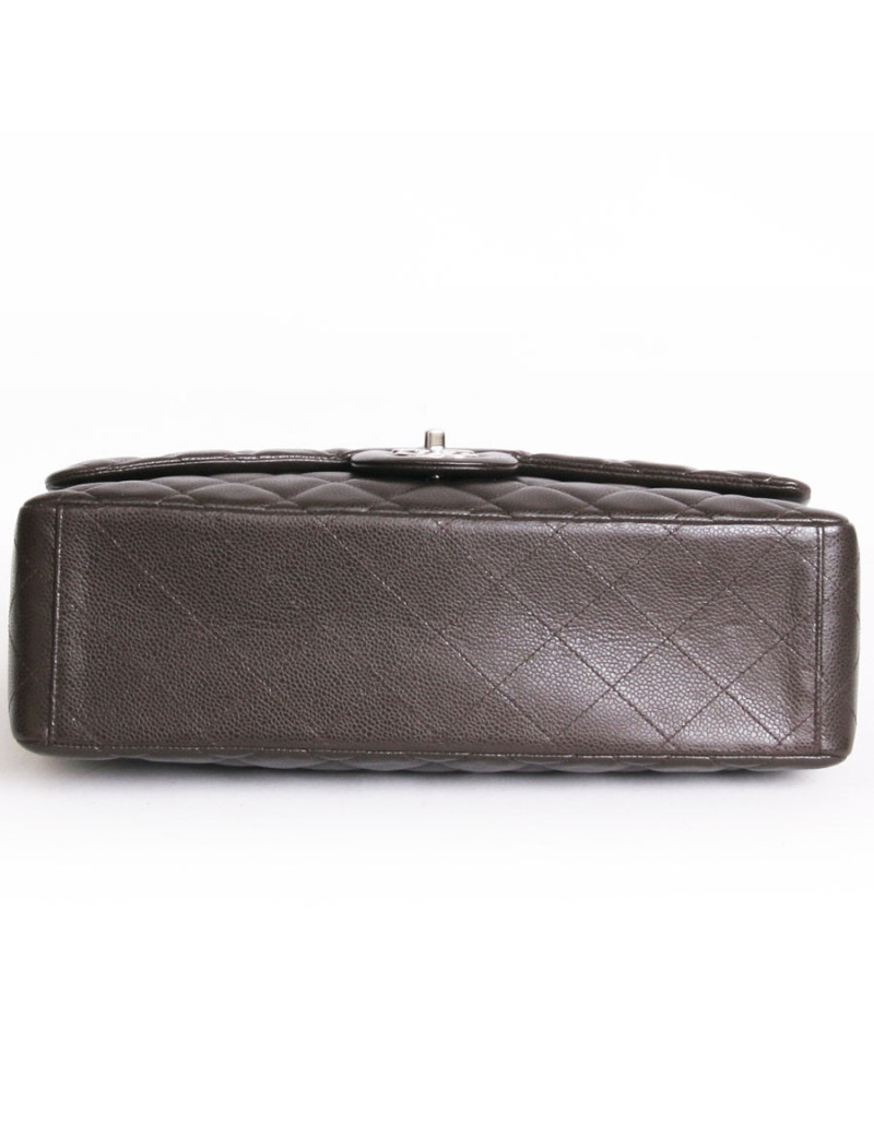 Sac jumbo CHANEL cuir caviar marron 