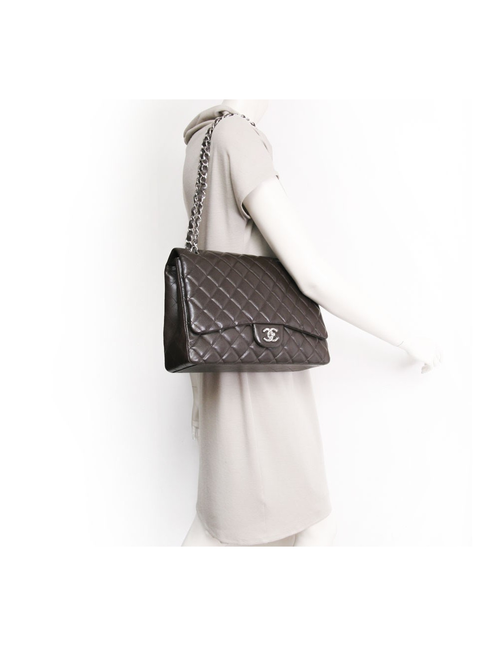 Maxi Jumbo CHANEL caviar Brown jewelry leather bag money