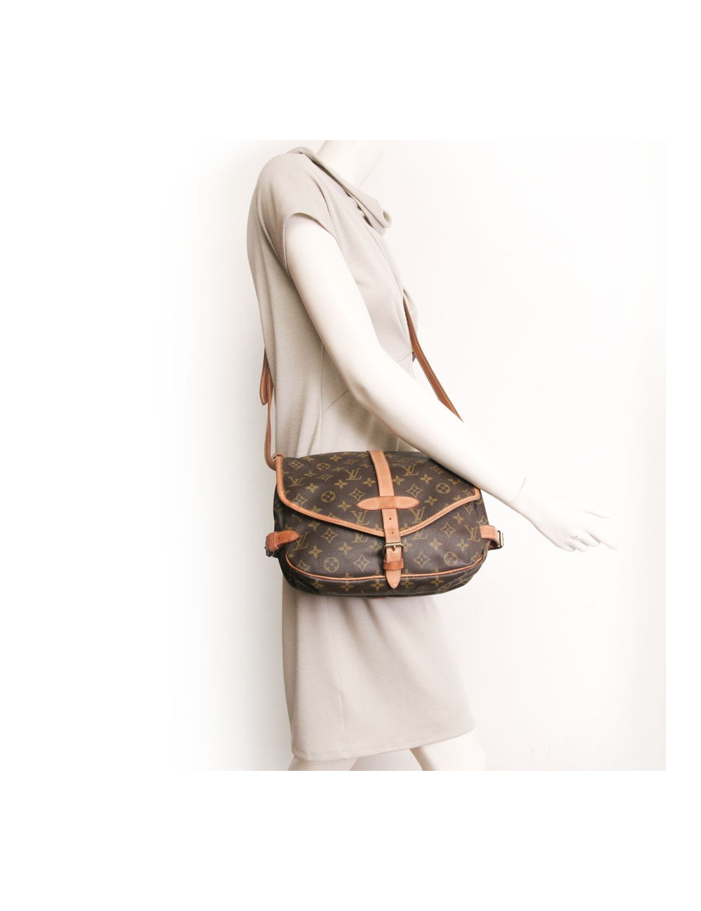 "Saumur" LOUIS VUITTON monogram LV coated canvas bag