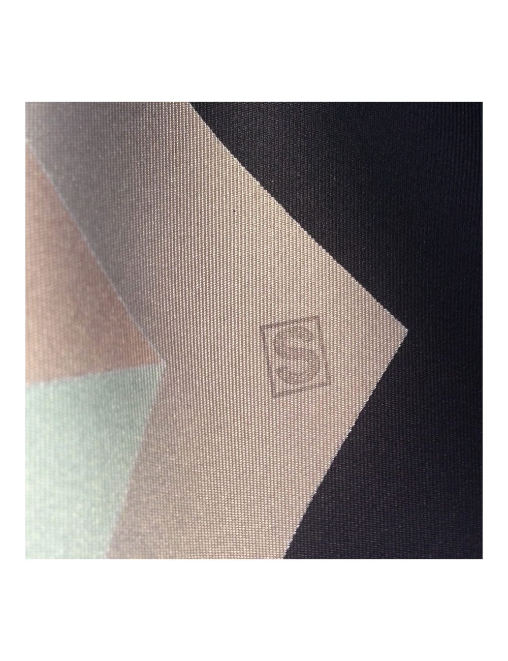 Grand carré HERMES "Psyché" en soie étoupe