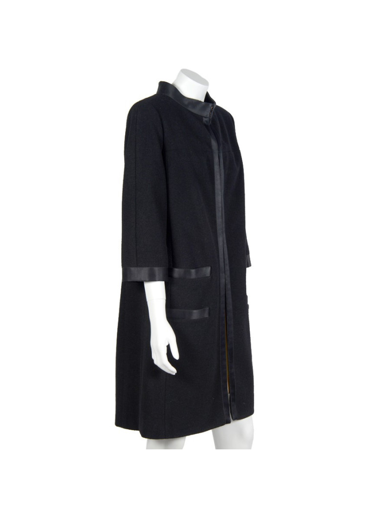 Coat wool and black silk CHANEL T 38