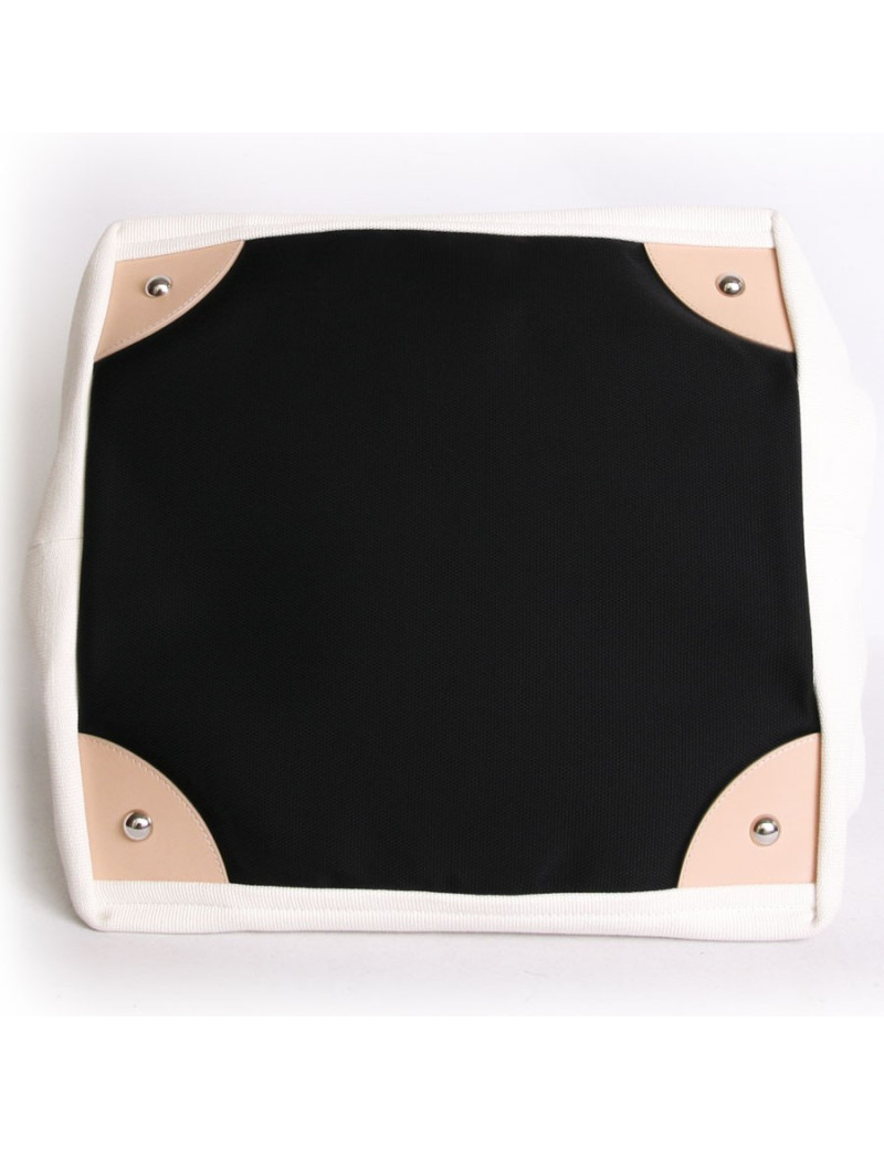  Sac cabas de plage CHANEL en toile écrue et noire