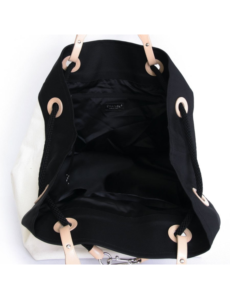  Sac cabas de plage CHANEL en toile écrue et noire