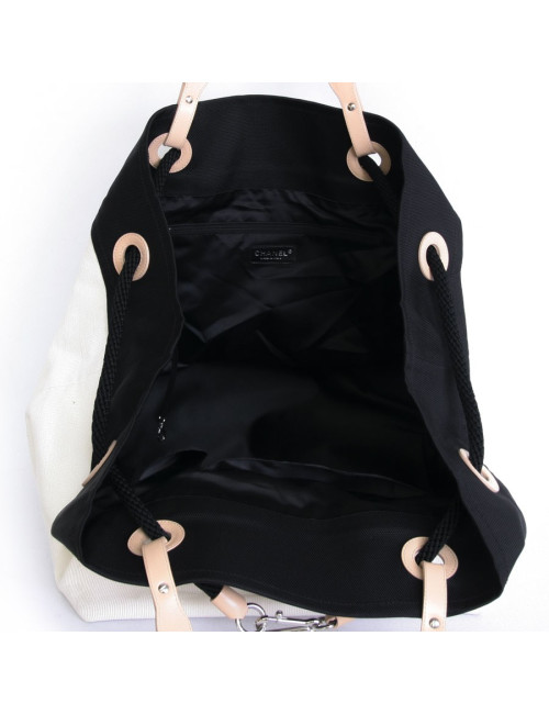  Sac cabas de plage CHANEL en toile écrue et noire
