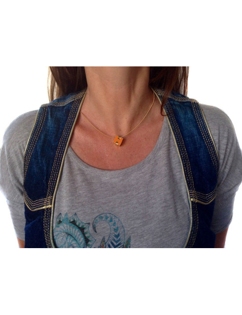 HERMES "H cage" pendant enamel and its relationship