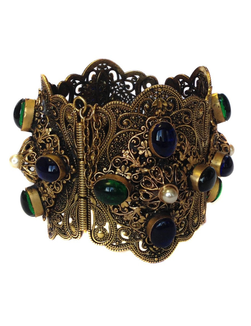 Manchette couture MARGUERITE DE VALOIS en métal doré filigrané,  pâte de verre multicolore et perle nacrée