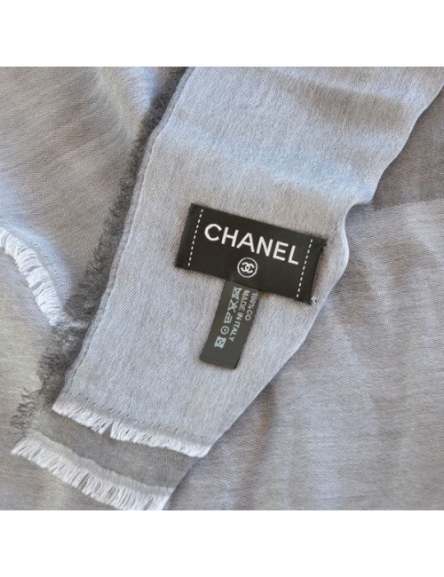 CHANEL scarf with fringe in light gray and dark gray cotton