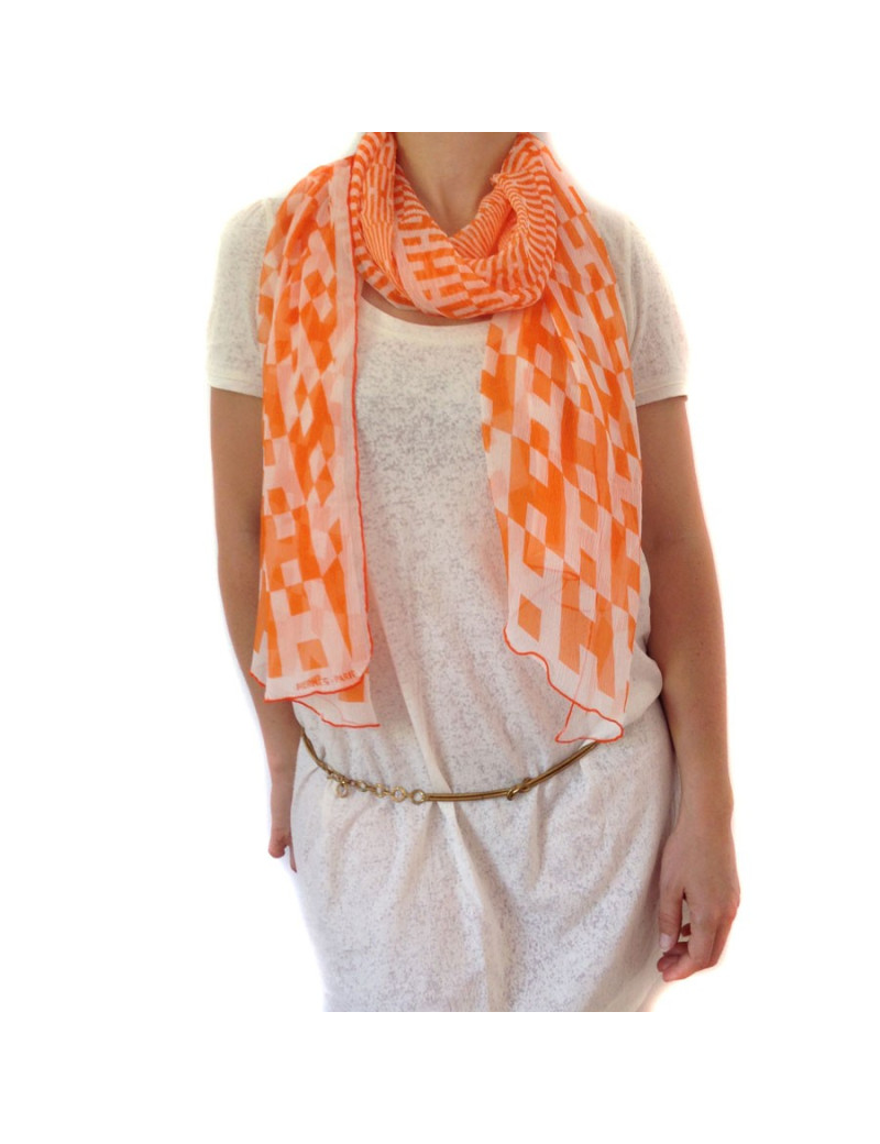 Foulard HERMES en soie froissée orange