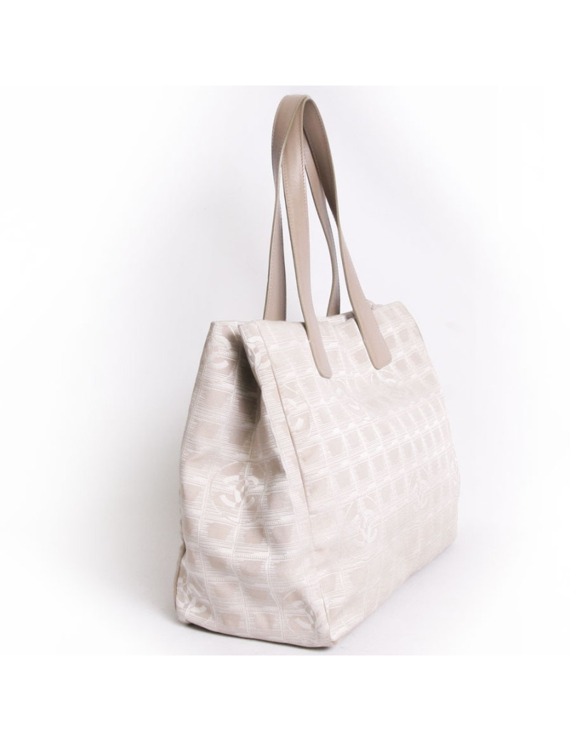 Sac cabas CHANEL beige monogram "ligne voyage"