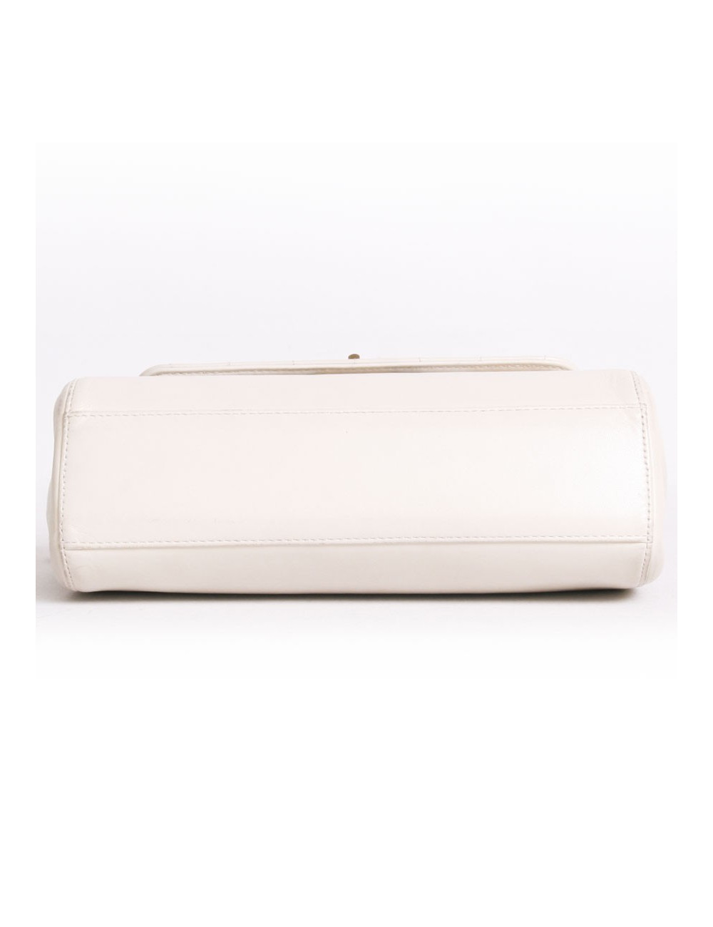 Accordion in beige lambskin CHANEL bag