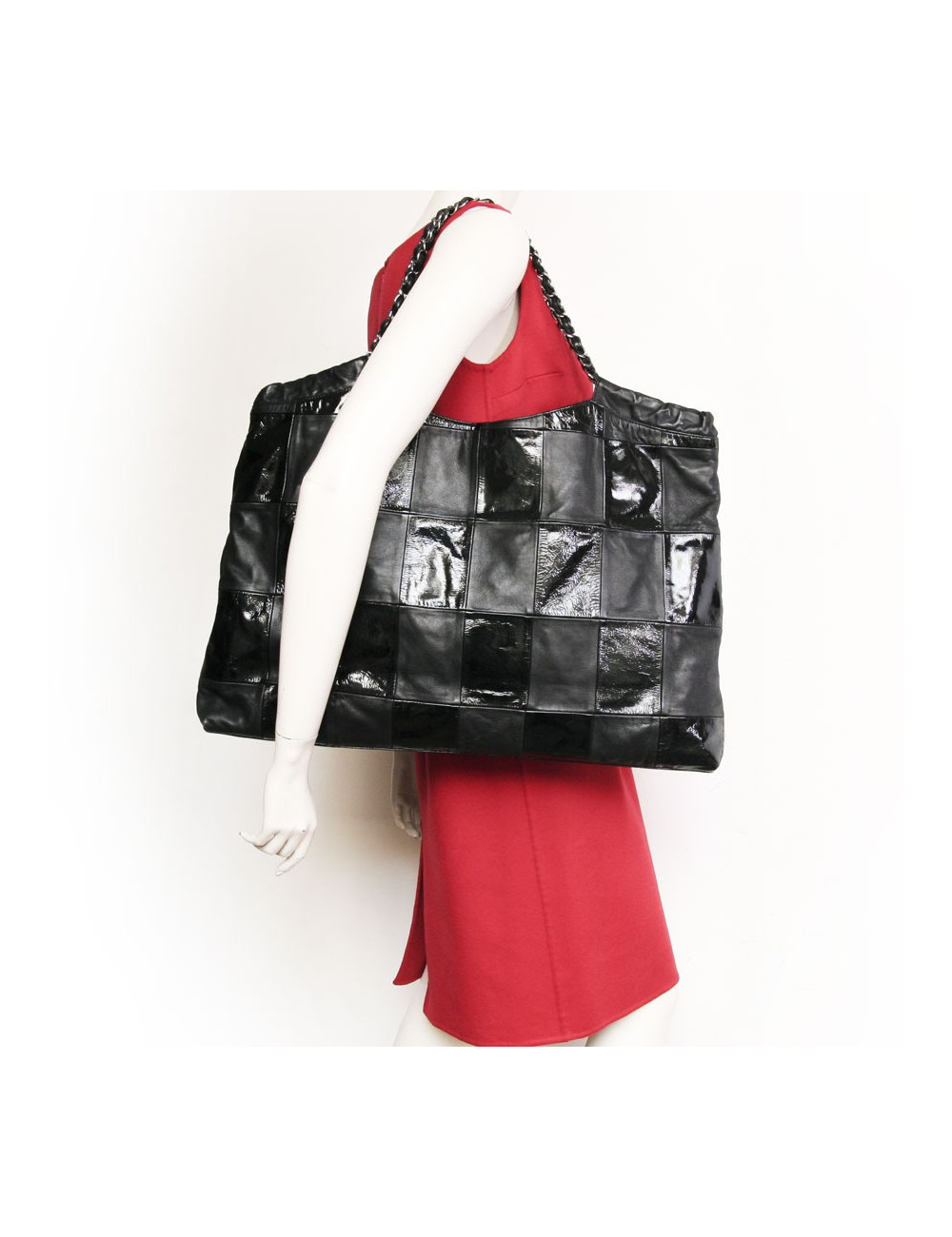 Big bag CHANEL Black patent leather