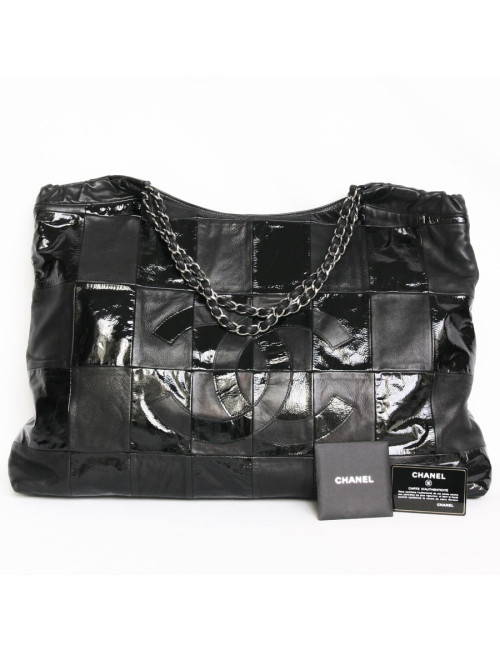 Big bag CHANEL Black patent leather