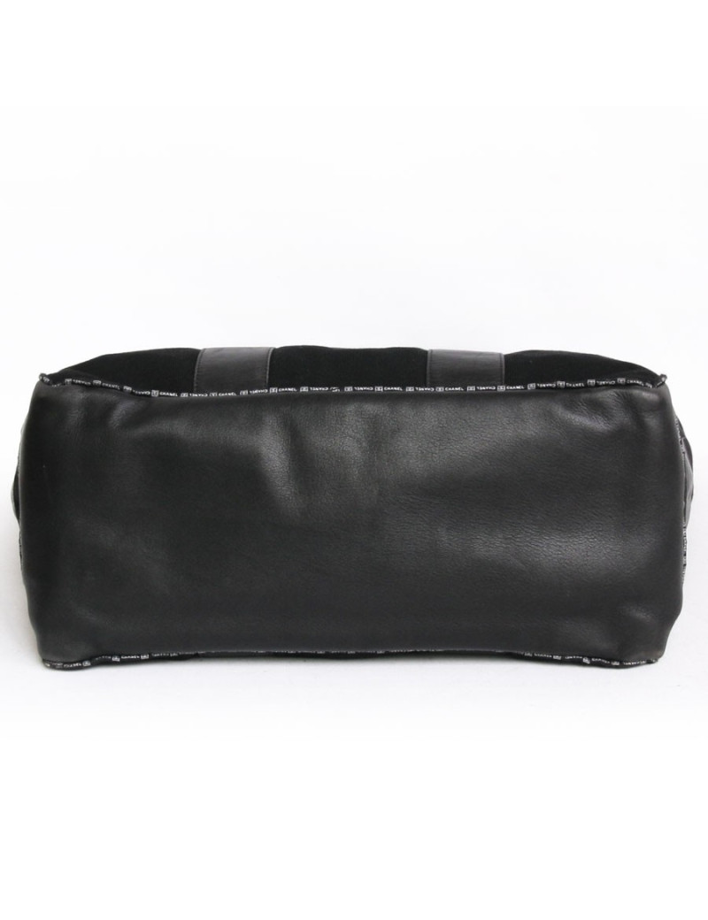 CHANEL tote bag in black jersey and leather