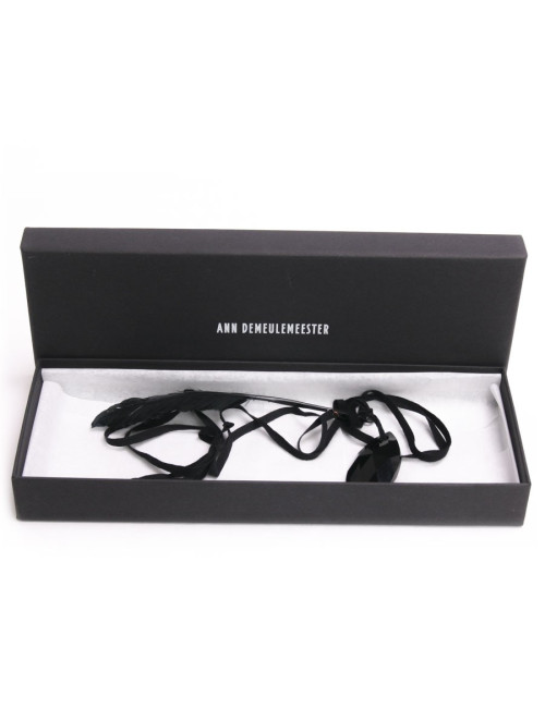 Long ANN DEMEULEMEESTER black stone and feather pendant