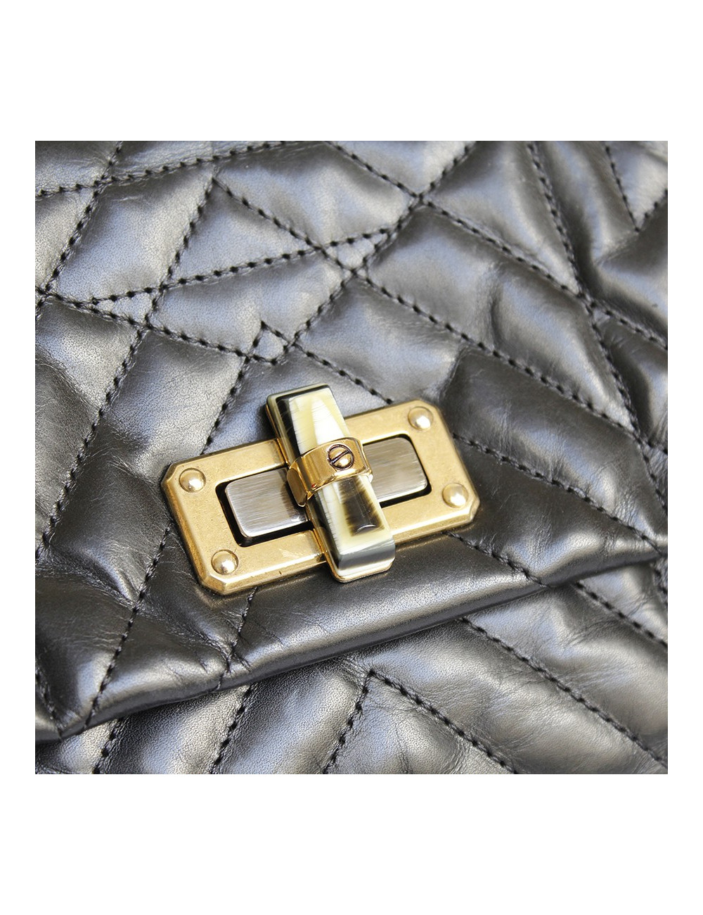 Sac LANVIN modèle "Happy" en cuir matelassé noir 