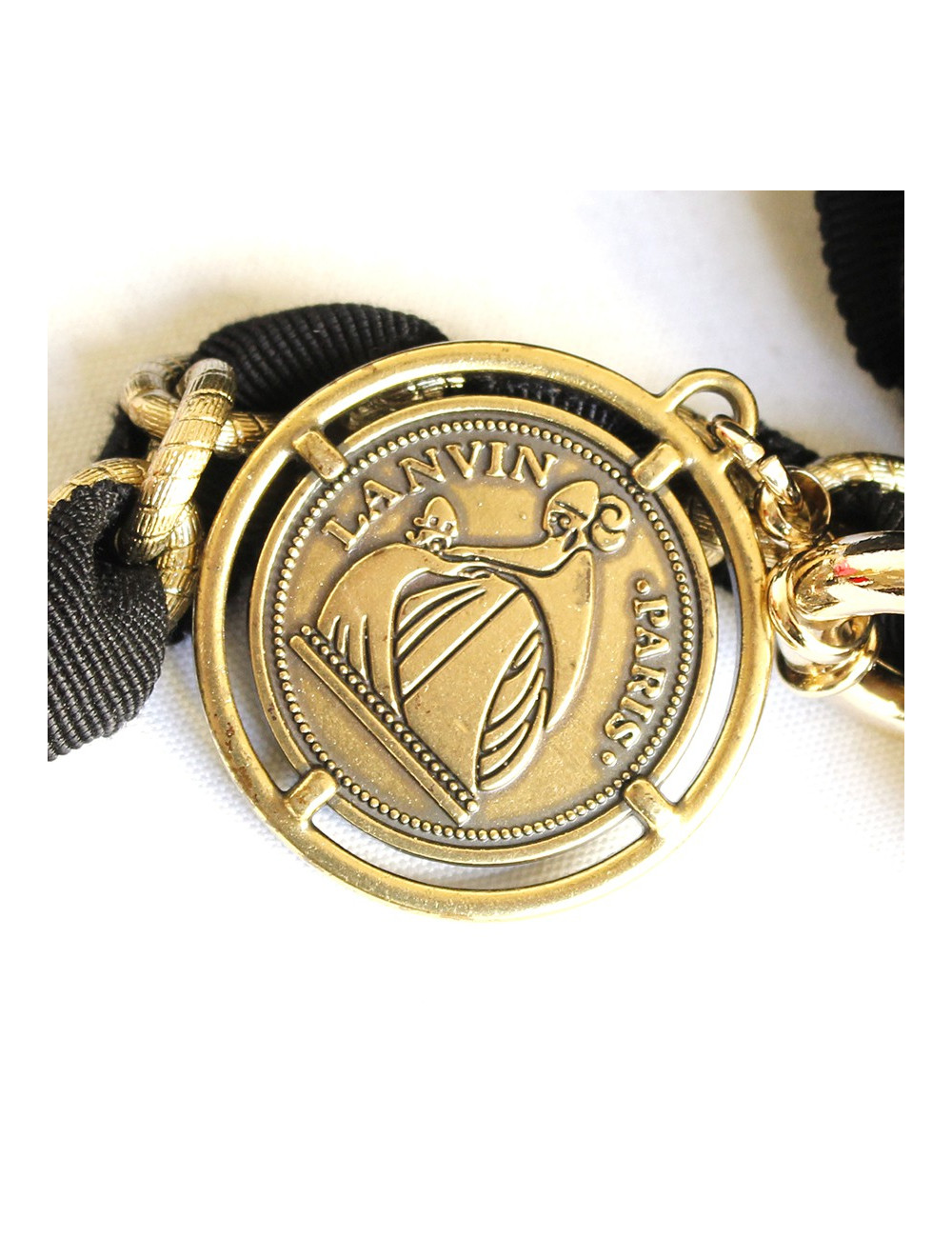 Sac LANVIN modèle "Happy" en cuir matelassé noir 