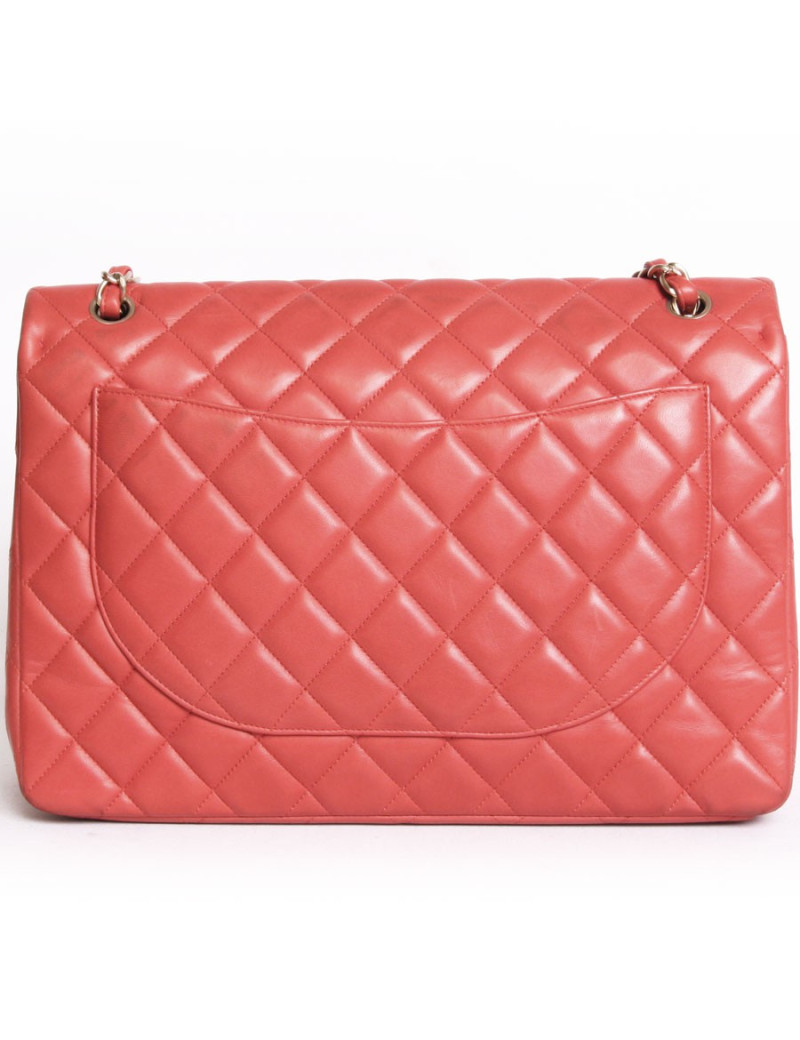 Sac Maxi  Jumbo CHANEL cuir d'agneau lisse  corail 
