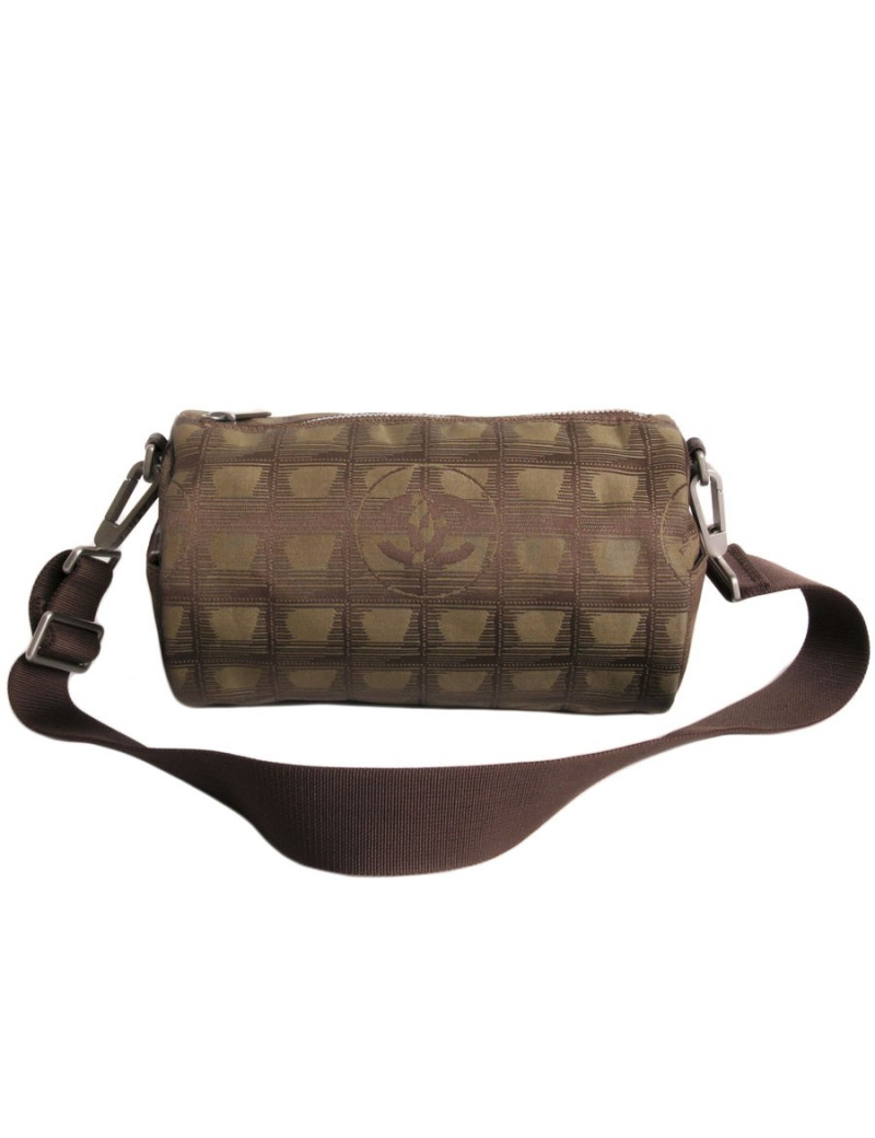 Sac pochette CHANEL en toile monogram