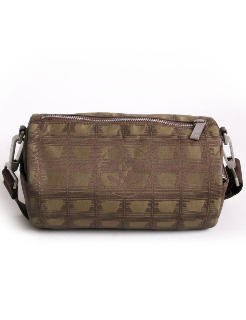 Sac pochette CHANEL en toile monogram