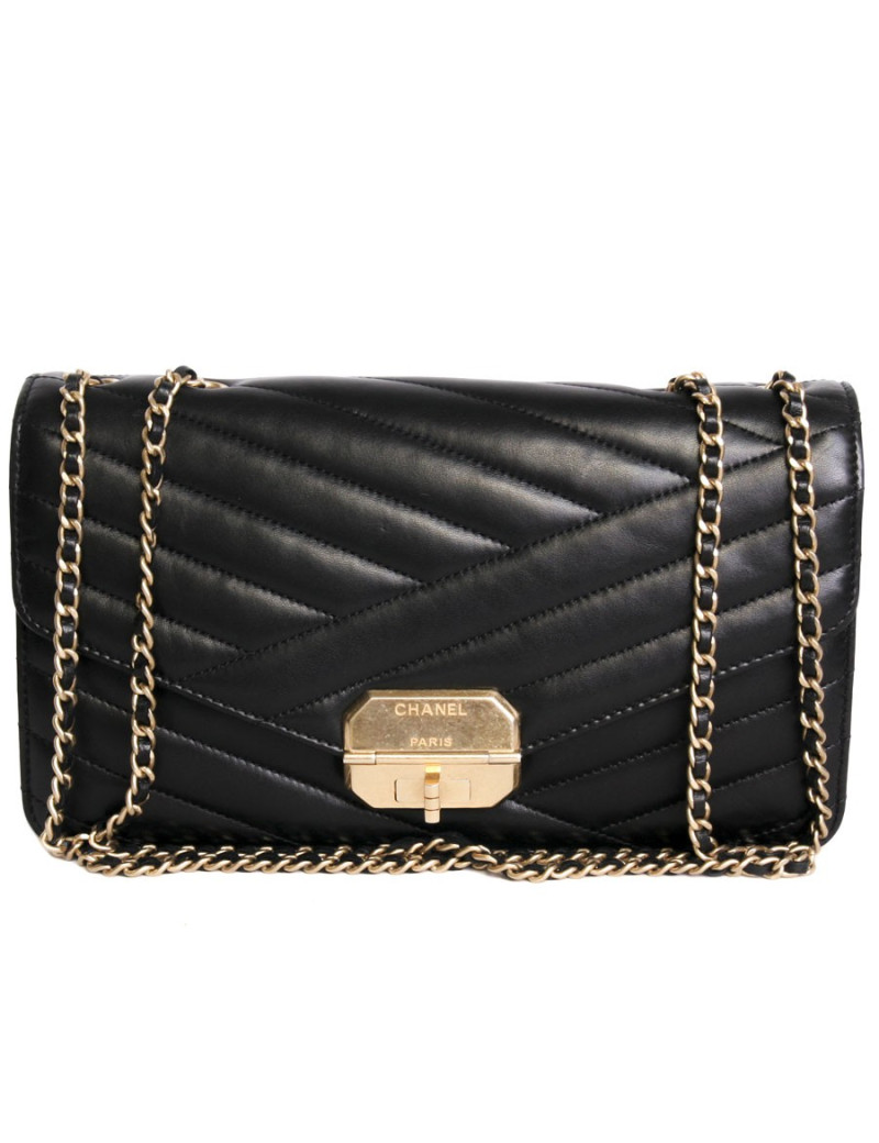 sac CHANEL en cuir matelassé noir collection printemps-été 2015