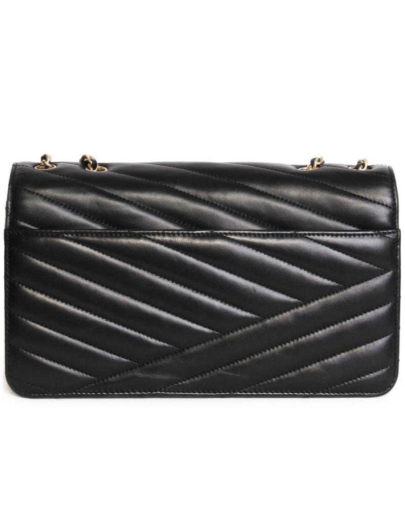 sac CHANEL en cuir matelassé noir collection printemps-été 2015