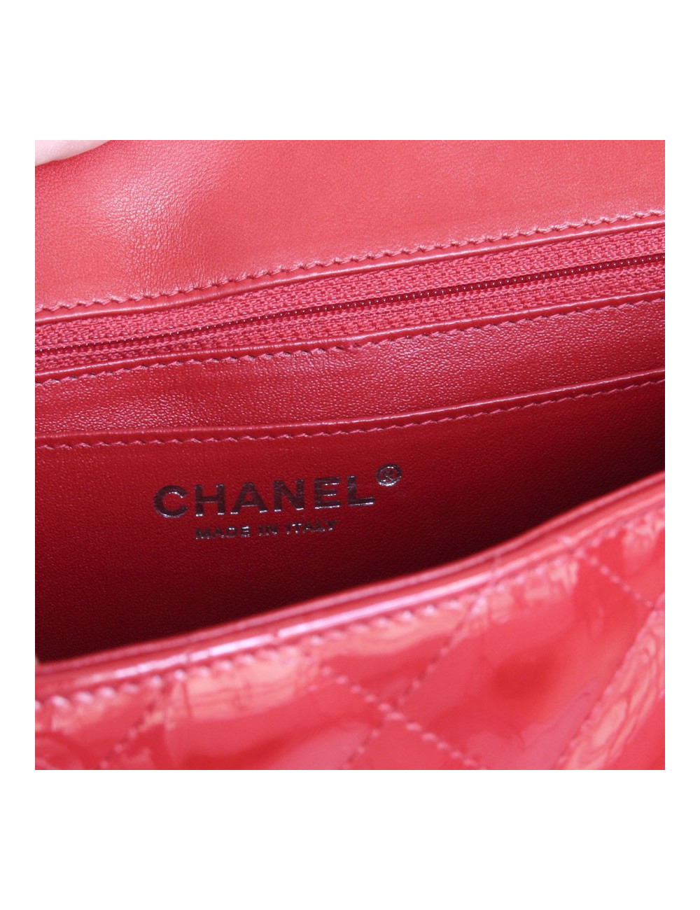 Sac Jumbo CHANEL cuir verni rouge