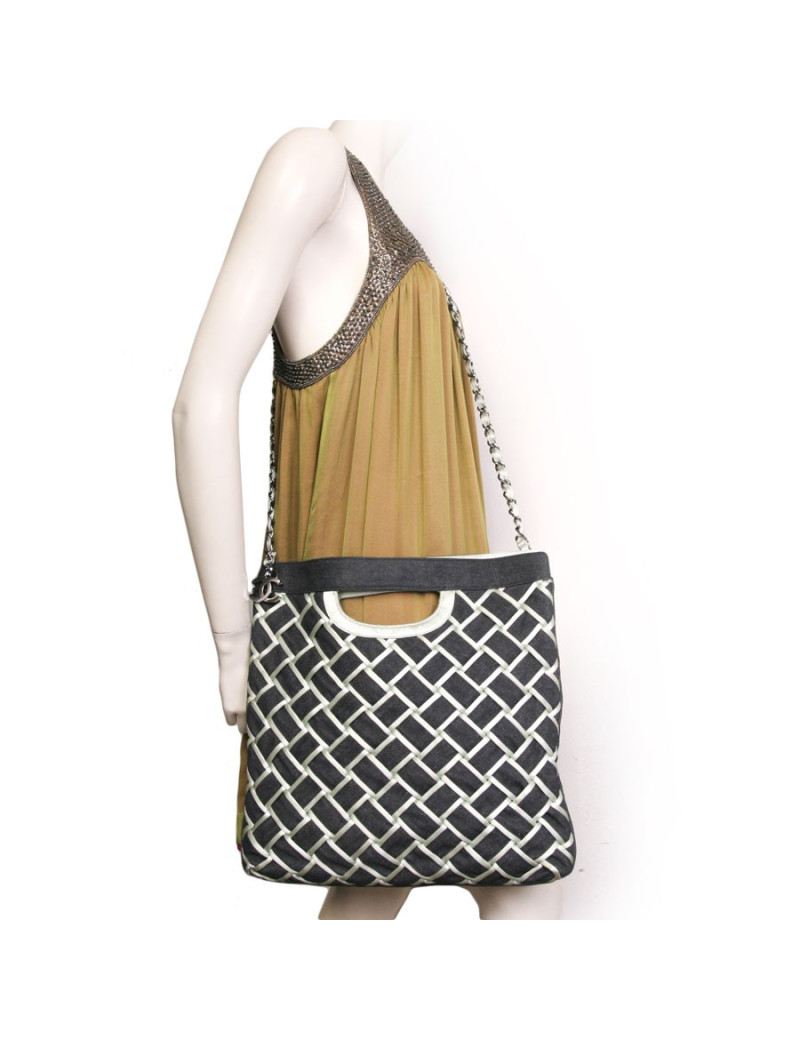 Sac cabas CHANEL en denim bleu et satin duchesse vert d'eau