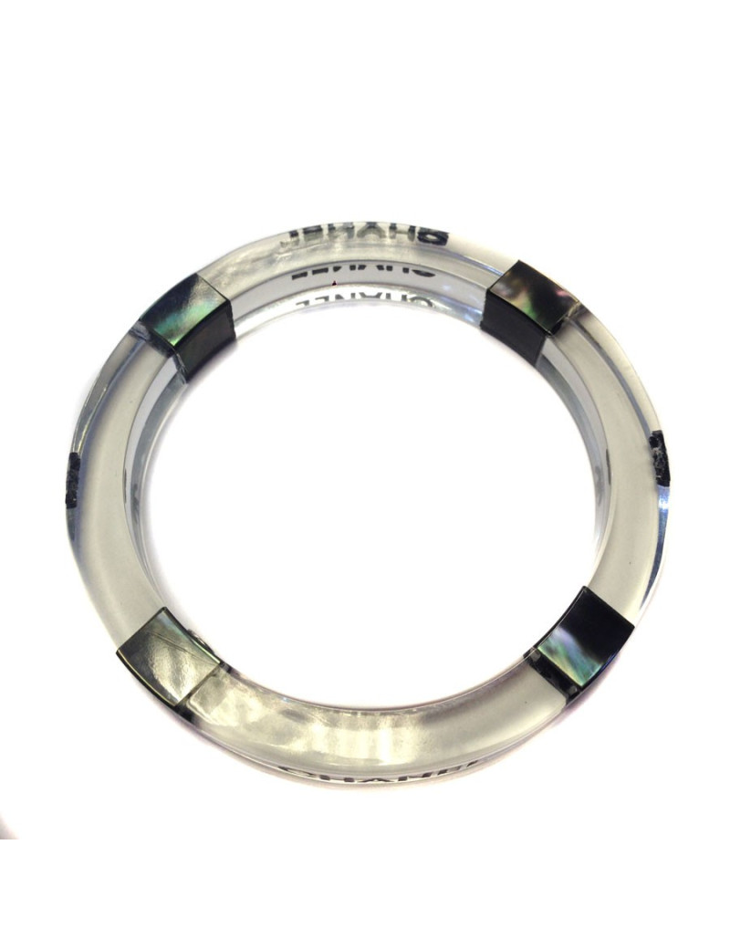 Bracelet CHANEL en plexi transparent et nacre foncée