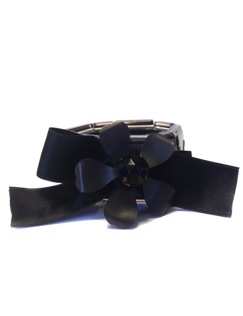 Bracelet MARNI en plexi mauve, ruban de satin et fleur en métal