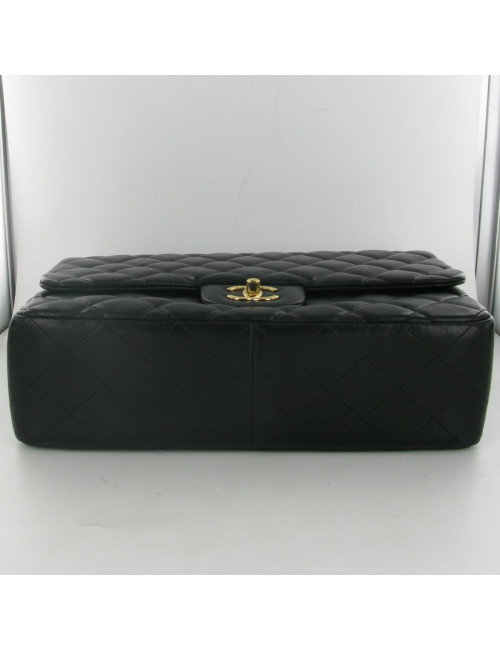 Timeless Jumbo CHANEL
