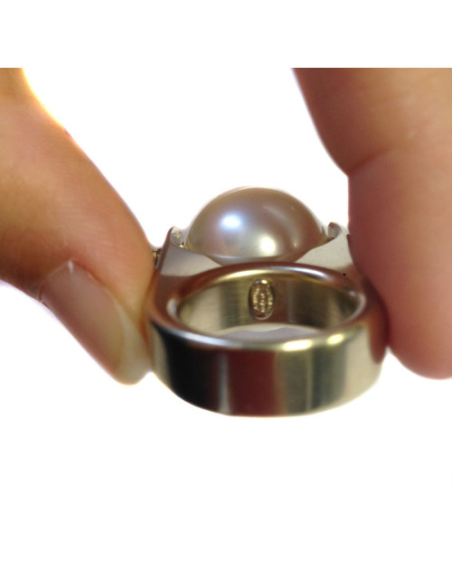 Ring pale golden CHANEL with Pearly bead T53